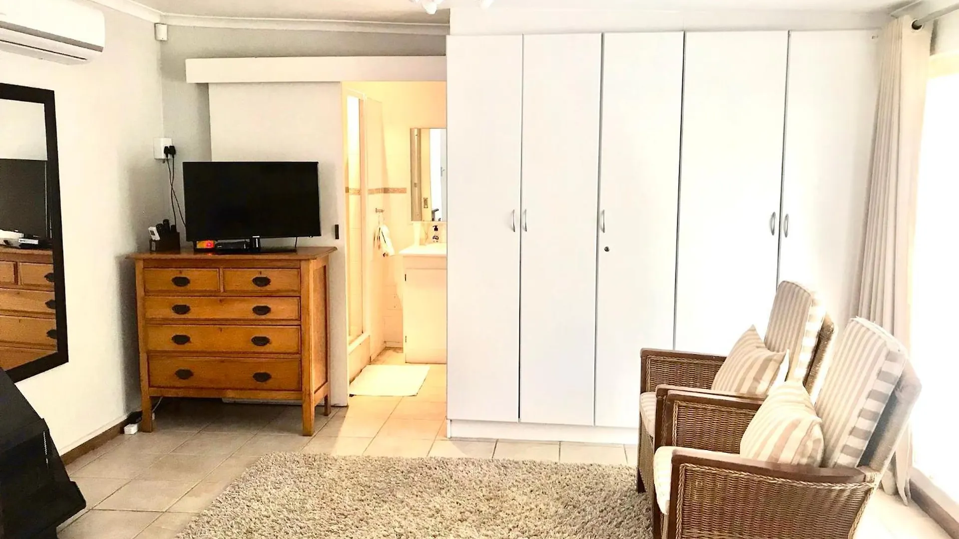 10Vdw Self Catering Apartments Durbanville